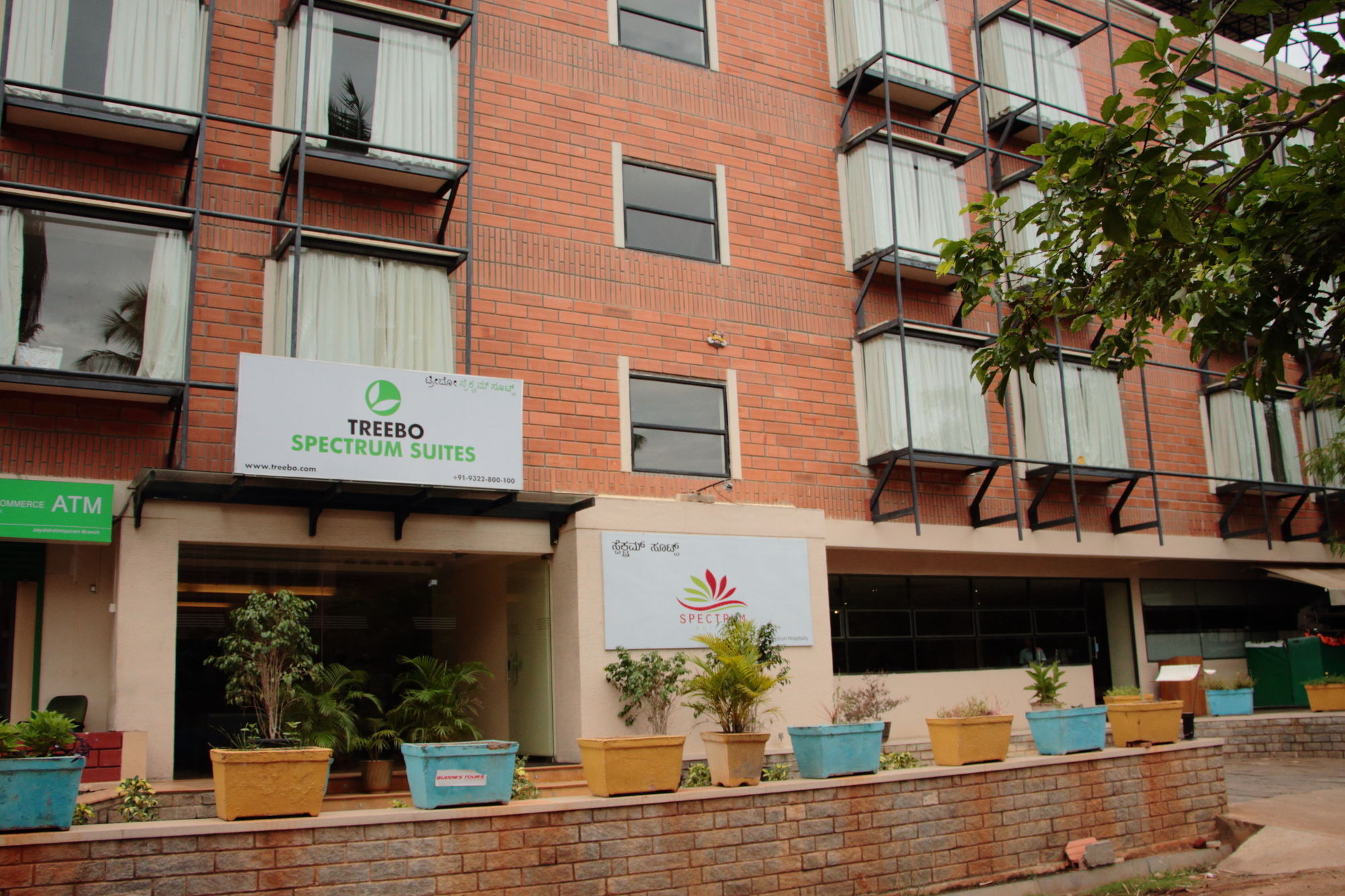 Treebo Trend Spektrum Suites Mysore Exterior foto